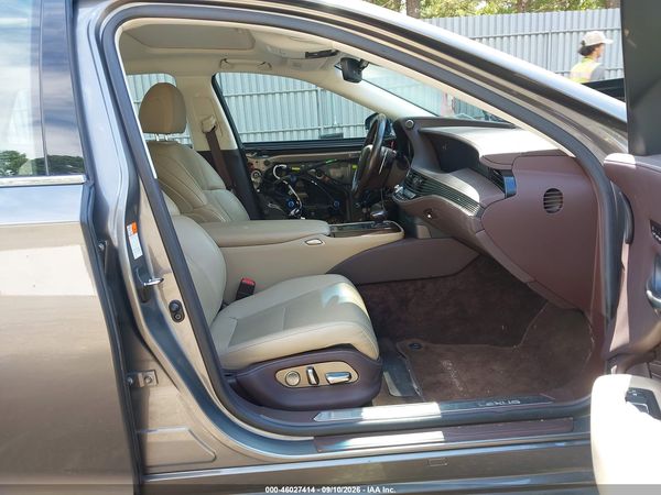 2019 LEXUS LS 500 — I5