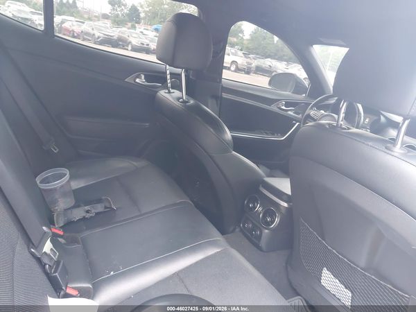 2019 KIA STINGER GT1 — I8