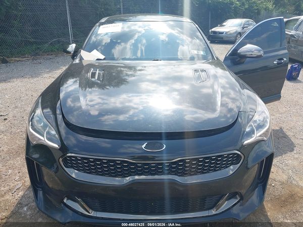 2019 KIA STINGER GT1 — I10