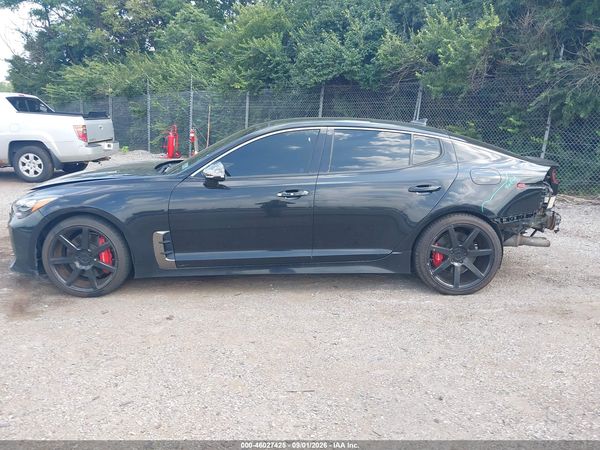 2019 KIA STINGER GT1 — I117
