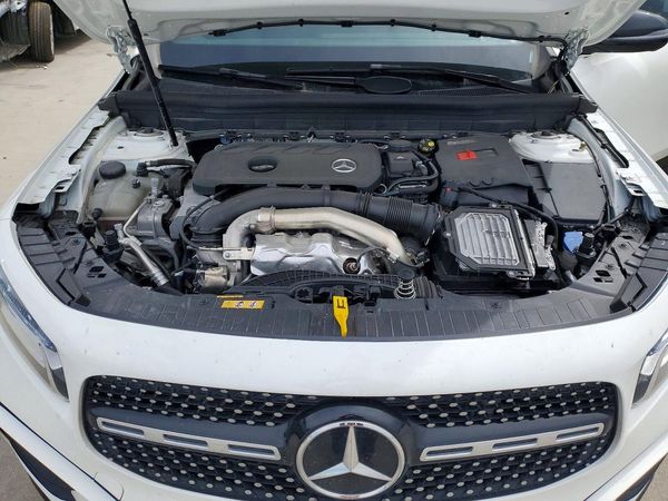2025 MERCEDES-BENZ GLB-CLASS GLB250 — Engine bay