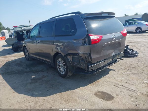 2016 TOYOTA SIENNA XLE 8 PASSENGER — I3