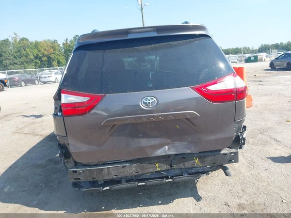 2016 TOYOTA SIENNA XLE 8 PASSENGER — I119