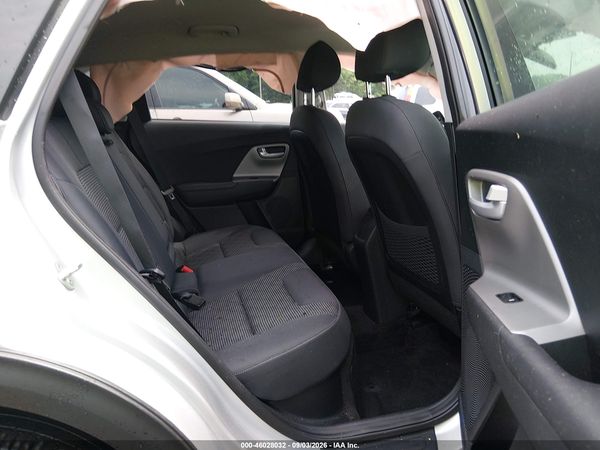 2019 KIA NIRO LX — I8