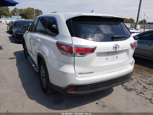 2016 TOYOTA HIGHLANDER LE PLUS V6 — I3