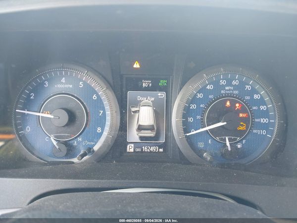 2018 TOYOTA SIENNA XLE 7 PASSENGER — I7