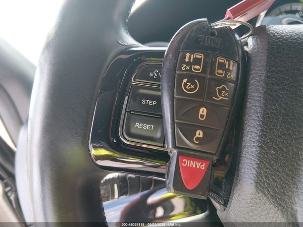 2017 DODGE GRAND CARAVAN SXT — I11