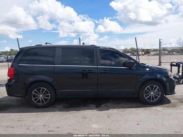 2017 DODGE GRAND CARAVAN SXT — I116