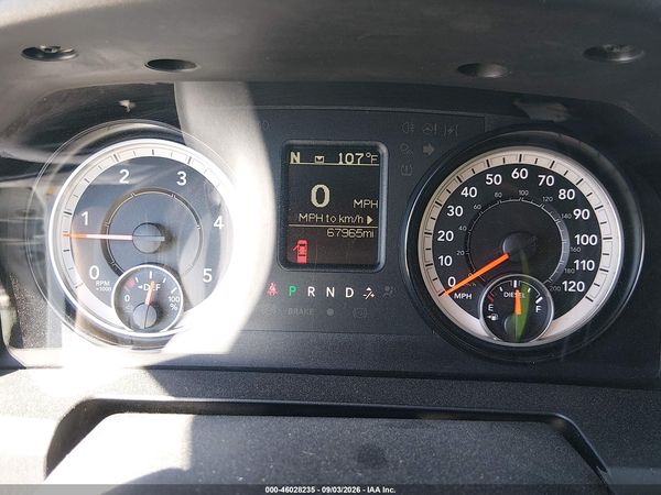 2017 RAM 3500 TRADESMAN  4X4 8' BOX — I7