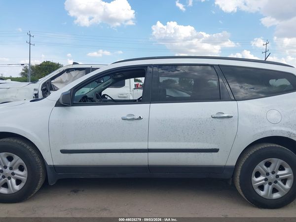 2016 CHEVROLET TRAVERSE LS — I117