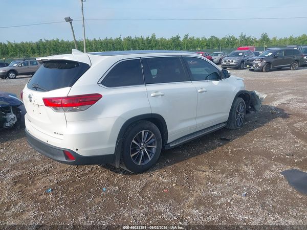 2017 TOYOTA HIGHLANDER XLE — I4