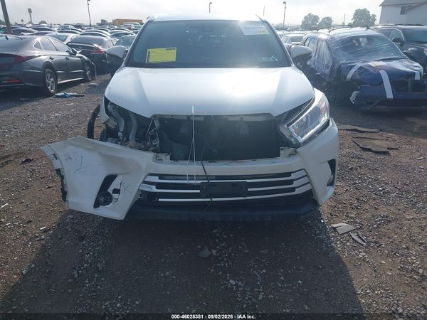 2017 TOYOTA HIGHLANDER XLE — I115