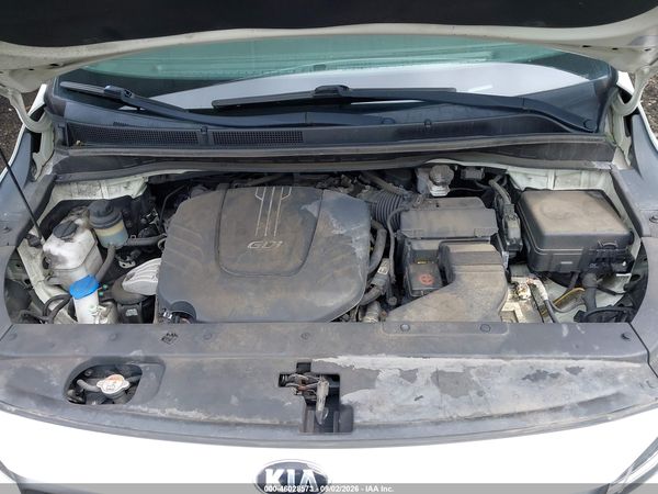 2017 KIA SEDONA LX — I10