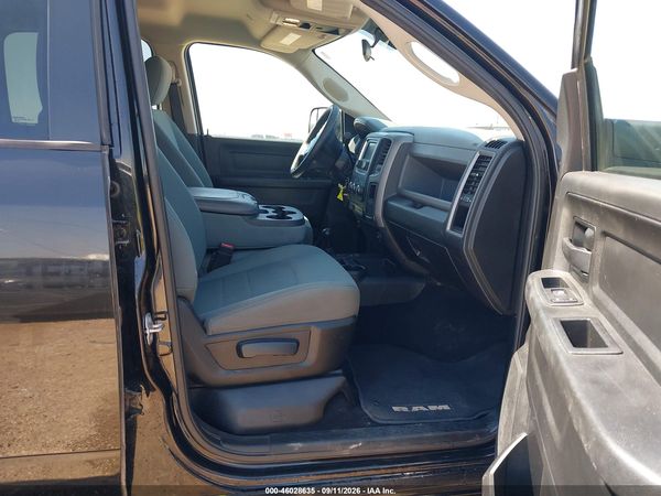 2018 RAM 3500 TRADESMAN  4X4 8' BOX