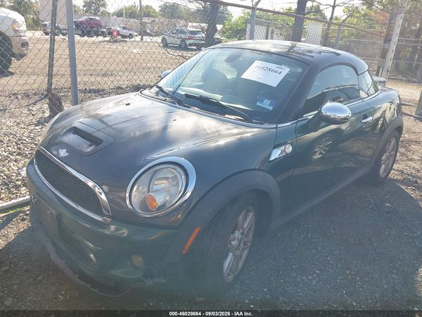 2012 MINI COOPER S