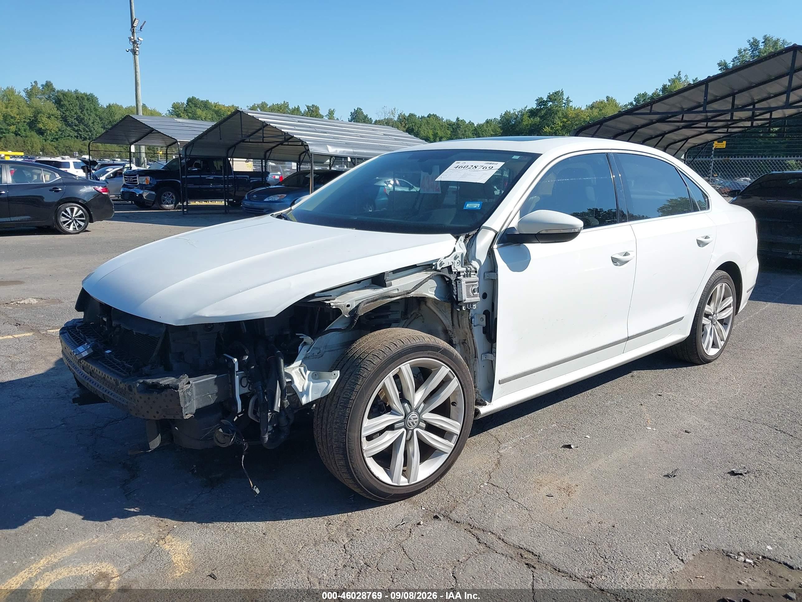 2017 VOLKSWAGEN PASSAT 1.8T SE — I2