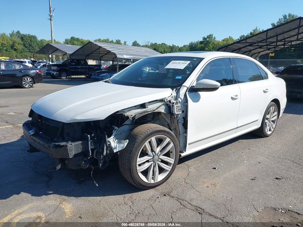 2017 VOLKSWAGEN PASSAT — I2