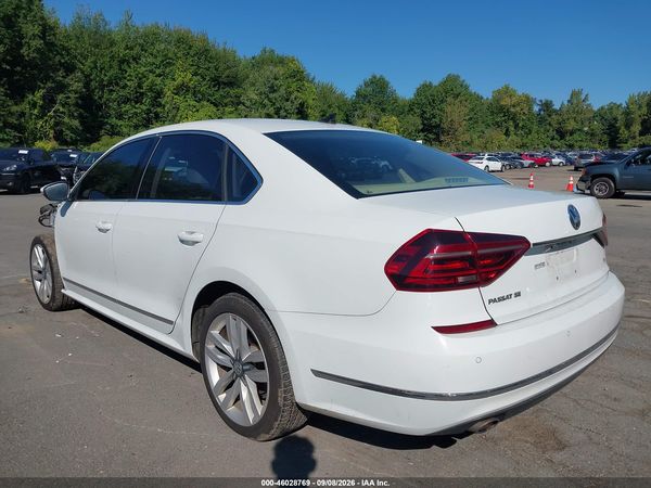2017 VOLKSWAGEN PASSAT 1.8T SE — I3