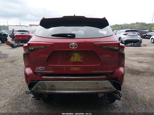2020 TOYOTA HIGHLANDER PLATINUM