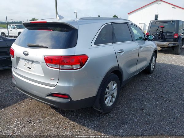 2018 KIA SORENTO 2.4L LX — I4