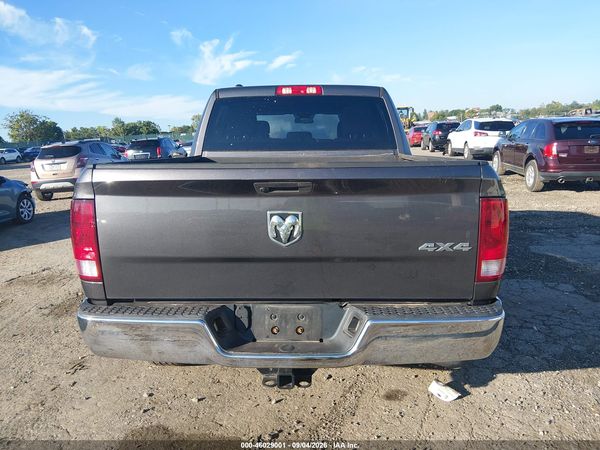 2019 RAM 1500 CLASSIC TRADESMAN  4X4 5'7 BOX