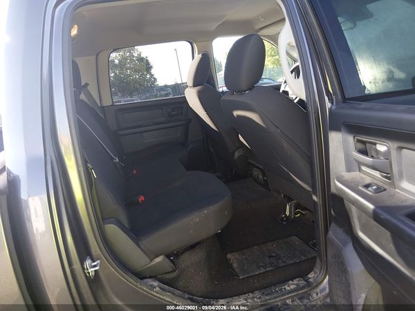 2019 RAM 1500 CLASSIC TRADESMAN  4X4 5'7 BOX