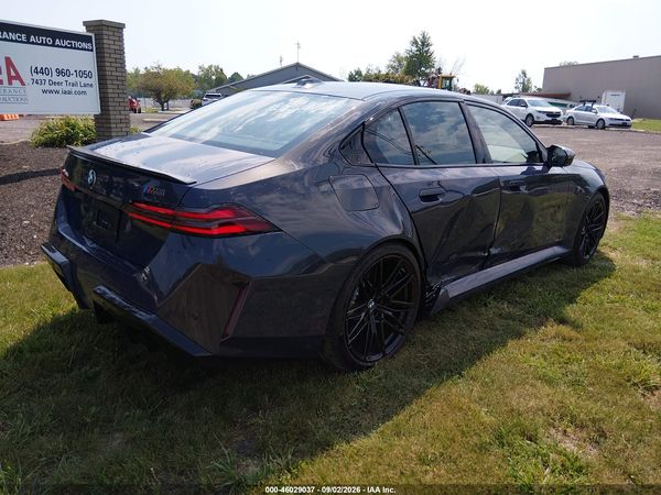 2027 BMW M5 — I4