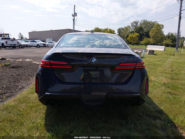 2027 BMW M5 — I119