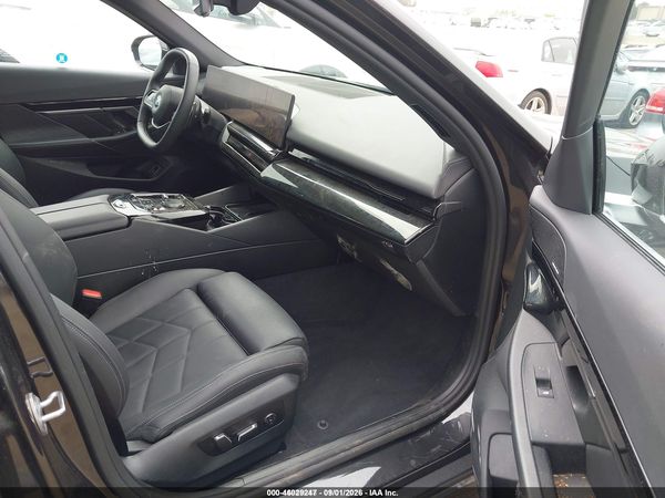2024 BMW 530I — I5