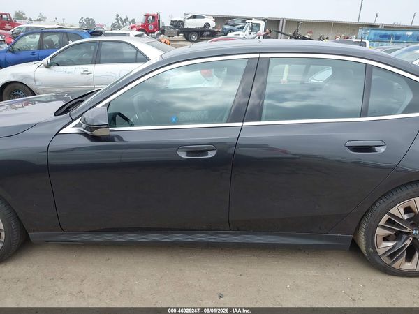 2024 BMW 530I — I117