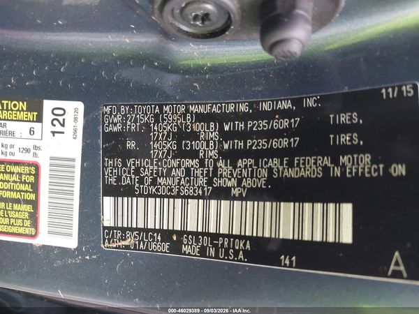2015 TOYOTA SIENNA XLE 8 PASSENGER — I9