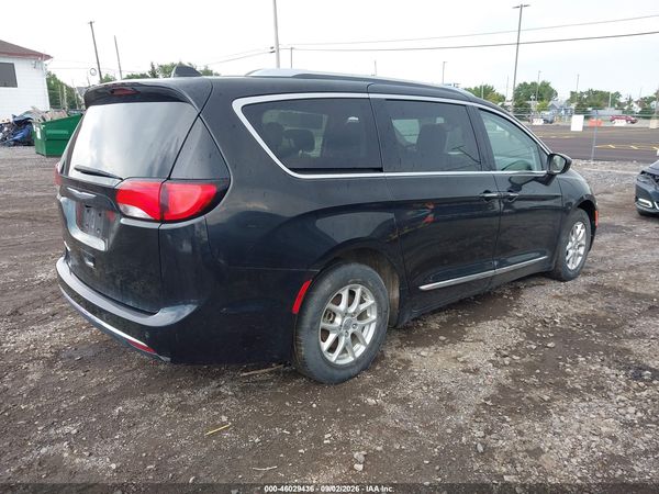 2020 CHRYSLER PACIFICA TOURING L — I4
