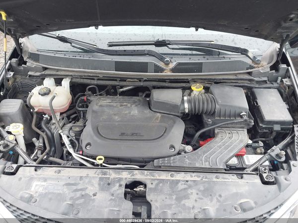 2020 CHRYSLER PACIFICA TOURING L — I10