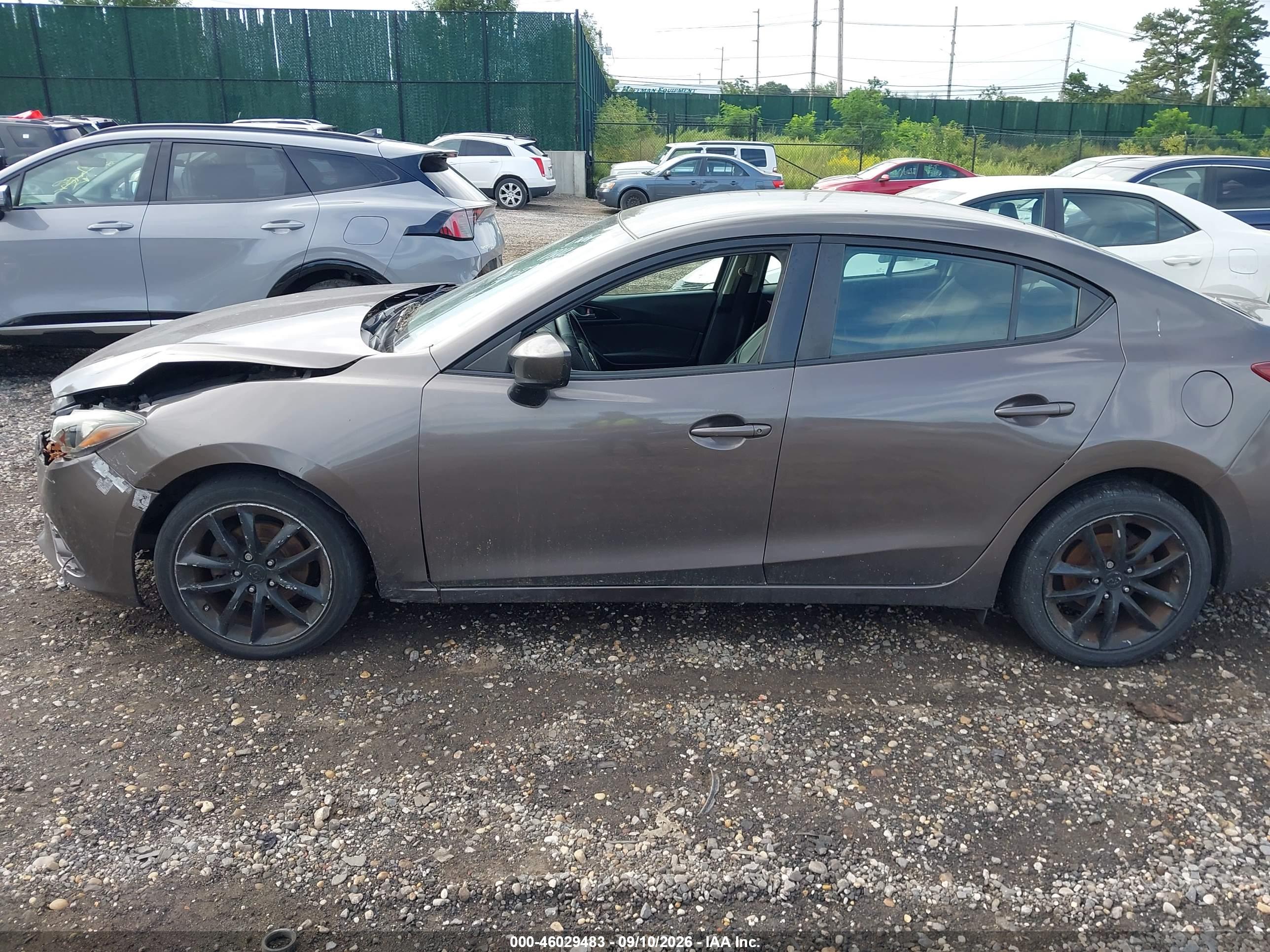 2016 MAZDA MAZDA3 I SPORT