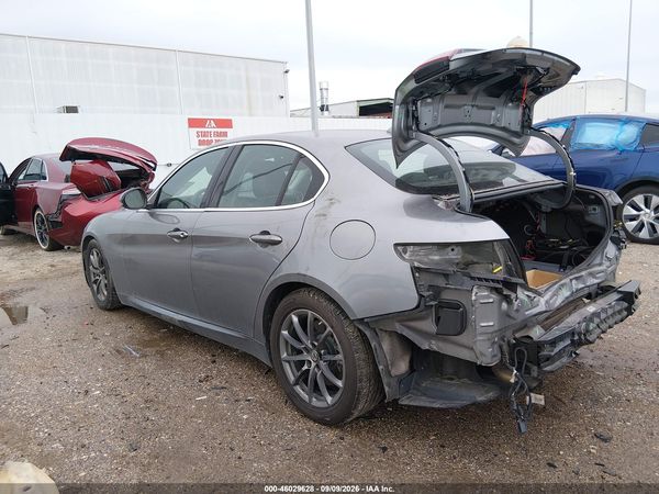 2018 ALFA ROMEO GIULIA RWD — I3