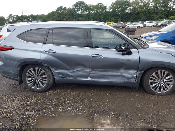 2021 TOYOTA HIGHLANDER HYBRID PLATINUM