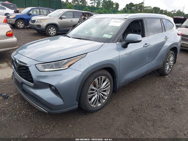 2021 TOYOTA HIGHLANDER HYBRID PLATINUM