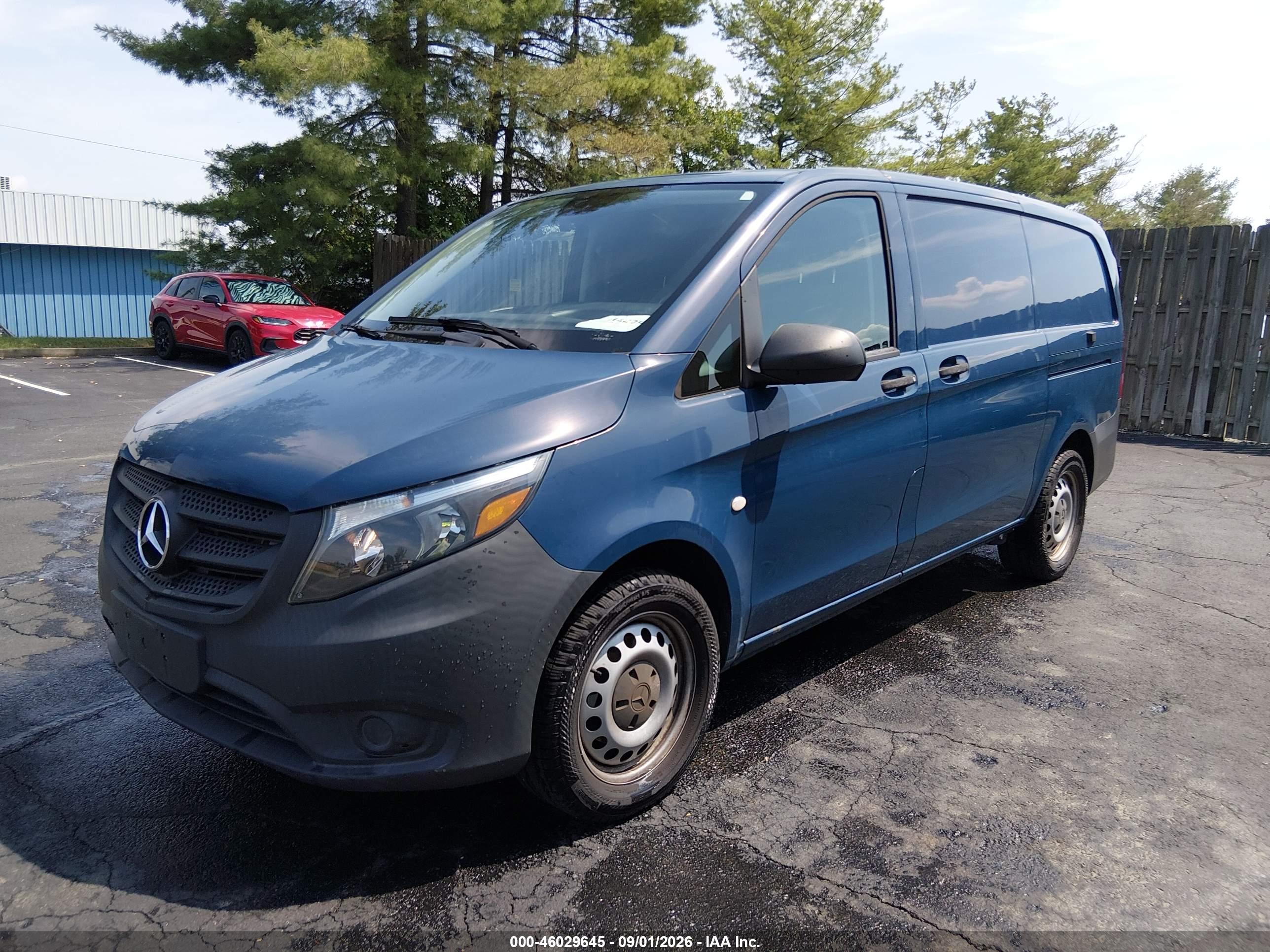 2018 MERCEDES-BENZ METRIS — I2