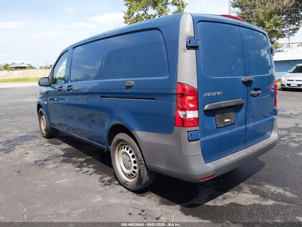 2018 MERCEDES-BENZ METRIS — I3