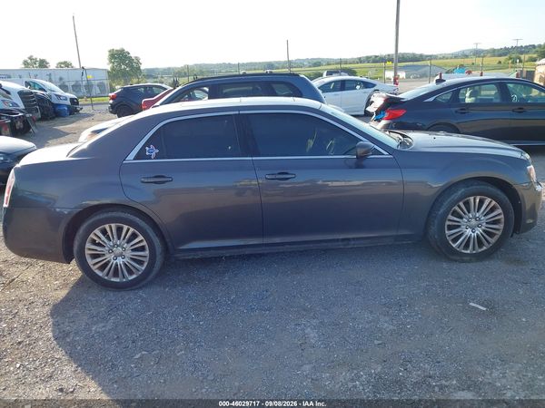 2014 CHRYSLER 300