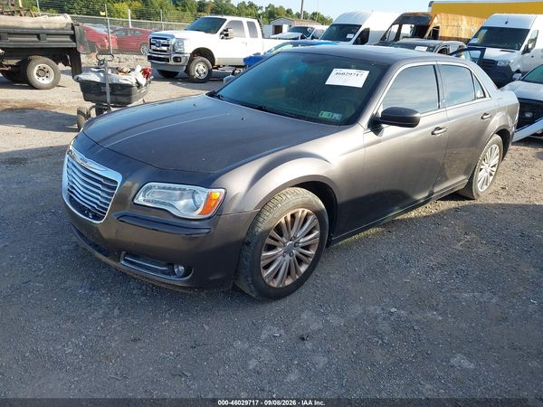 2014 CHRYSLER 300