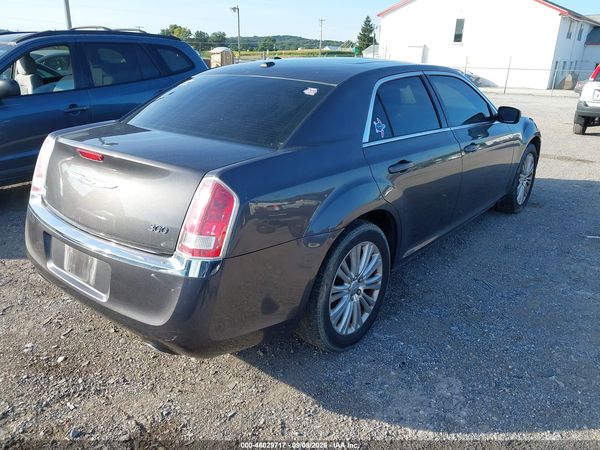 2014 CHRYSLER 300