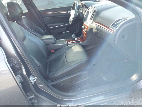 2014 CHRYSLER 300