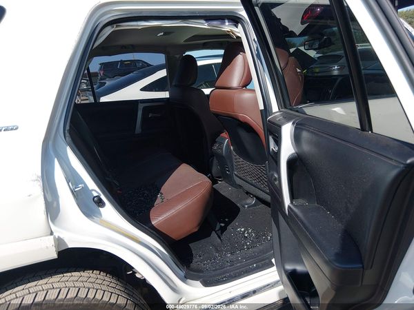2016 TOYOTA 4RUNNER LIMITED — I8