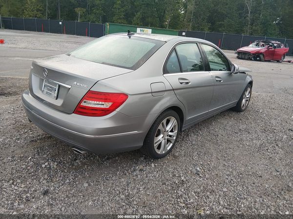 2014 MERCEDES-BENZ C 300 LUXURY 4MATIC — I4