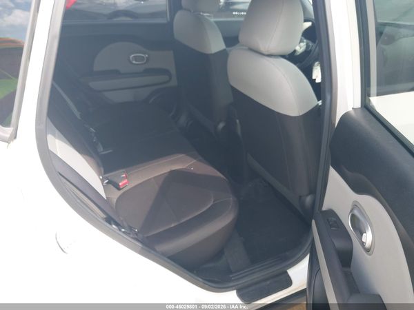 2016 KIA SOUL Plus — I8