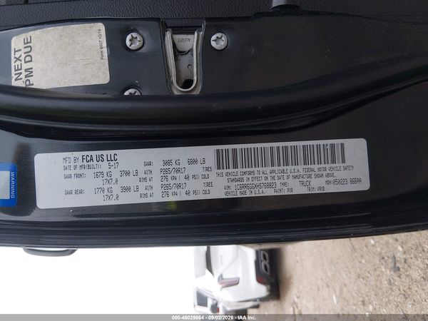 2017 RAM 1500 SLT  4X2 6'4 BOX — I9