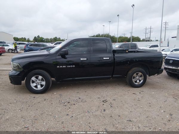 2017 RAM 1500 SLT  4X2 6'4 BOX — I117