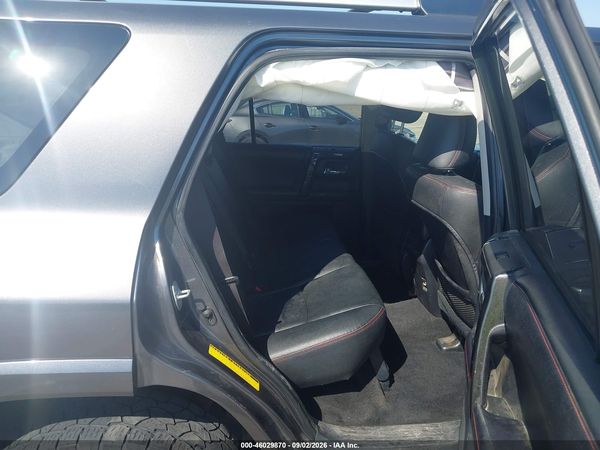 2016 TOYOTA 4RUNNER TRAIL PREMIUM — I8