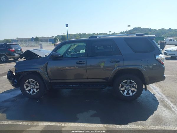 2016 TOYOTA 4RUNNER TRAIL PREMIUM — I117
